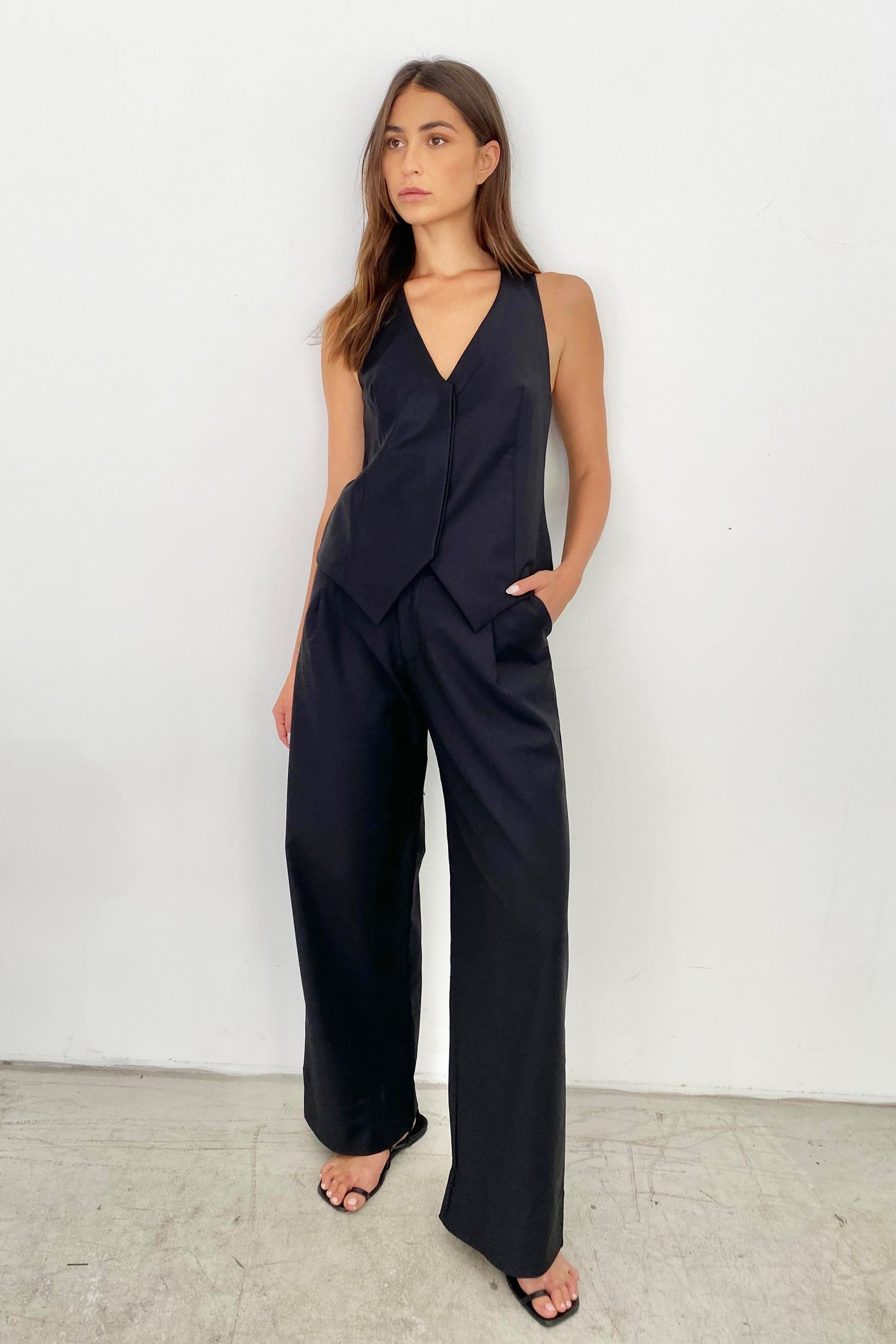 The Lauren Hutton Suit Tailord - Black
